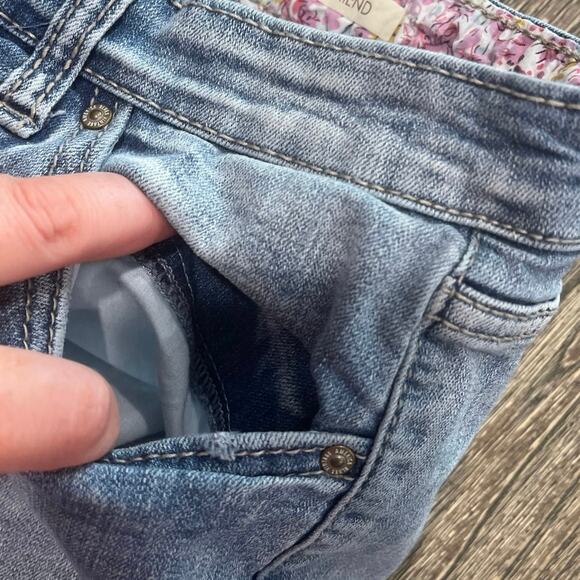 Vintage America Womens Boyfriend Jeans Mid Rise Denim Light Wash Blue Size 4/27 - Picture 3 of 11